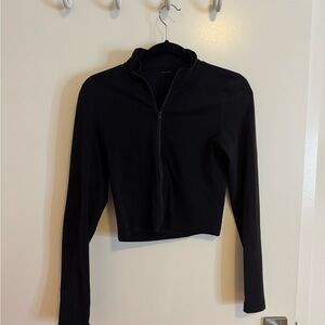 Aritzia Black Zip-Up Crop Top